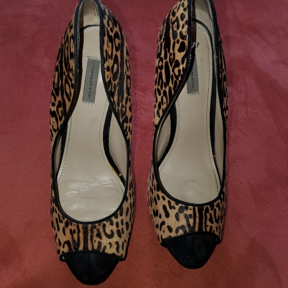 Leopard, Hidden Platform Beauties - Picture 2 of 6